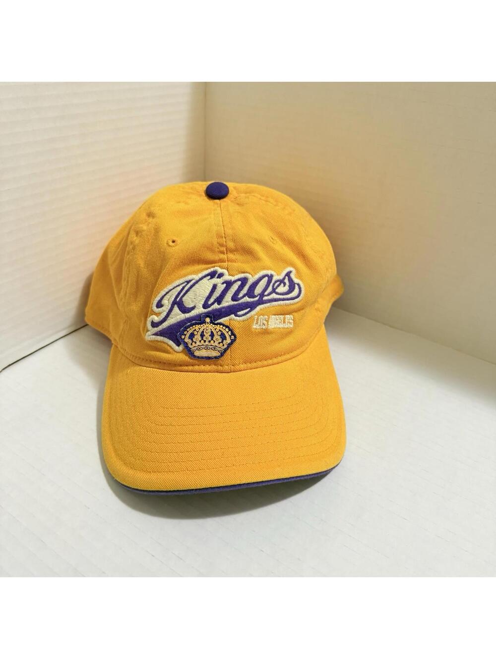 Vintage 90s Los Angeles Kings Snapback Yellow L/XL Men’s